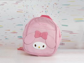 Mochila con personaje (1).jpg